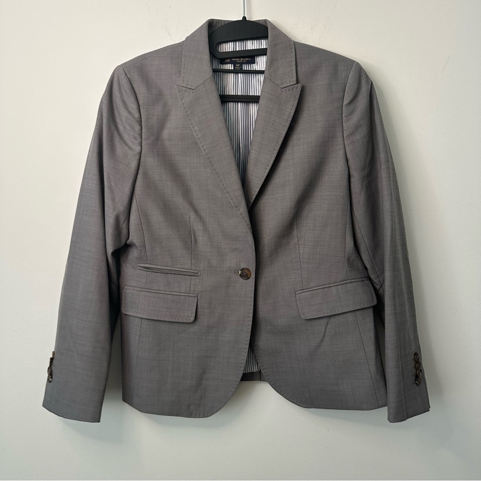 Brooks Brothers Women’s Classic Fit Grey Blazer 10p